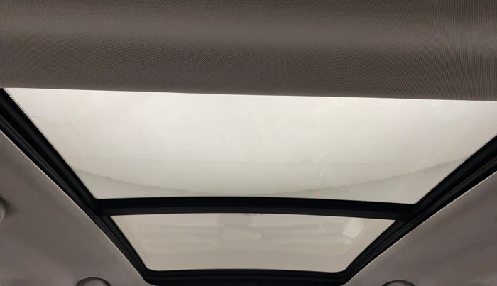 2018 Jeep Compass LIMITED PLUS PETROL AT, Petrol, Automatic, 58,050 km, Panoramic Sunroof