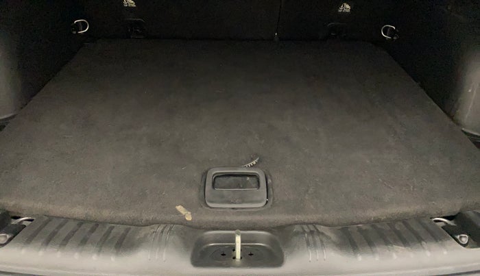 2018 Jeep Compass LIMITED PLUS PETROL AT, Petrol, Automatic, 58,050 km, Boot Inside