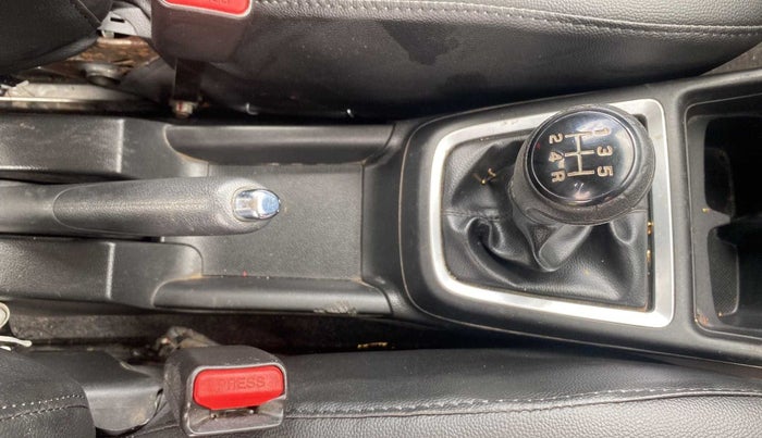 2018 Maruti Swift VXI, Petrol, Manual, 74,858 km, Gear Lever
