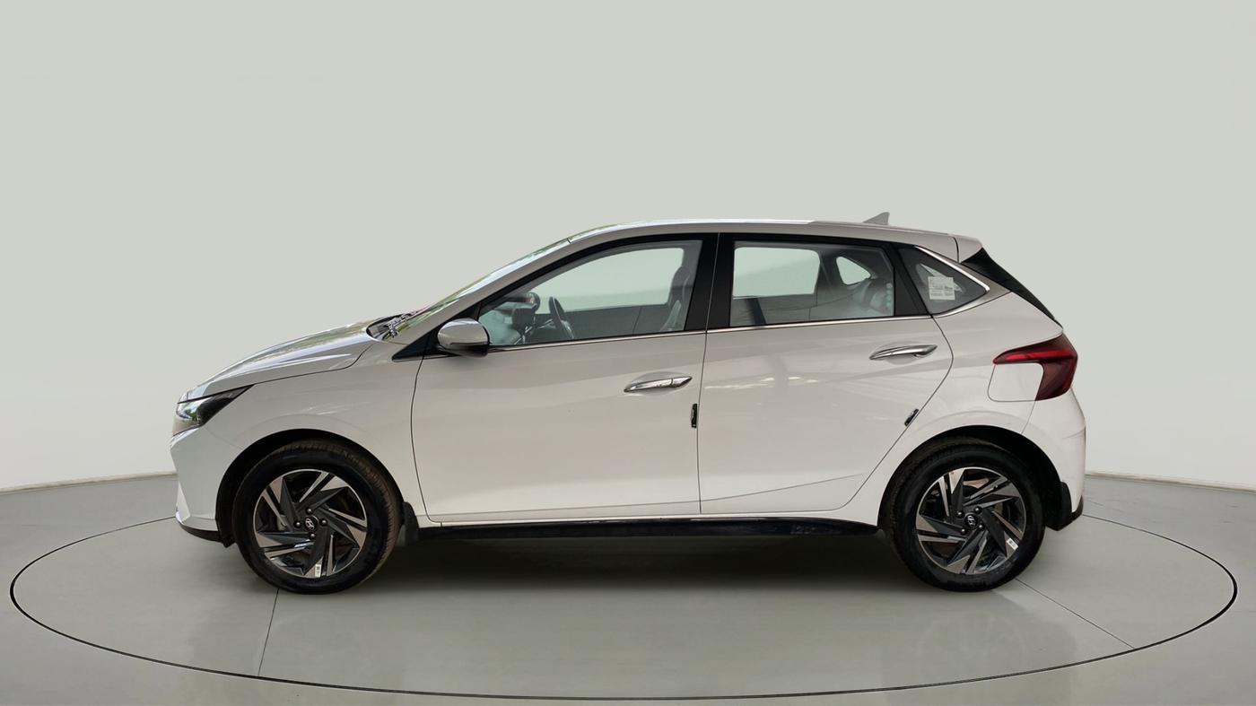 2023 Hyundai NEW I20 ASTA (O) 1.2 AT, Petrol, Automatic, 8,227 km, Left Side