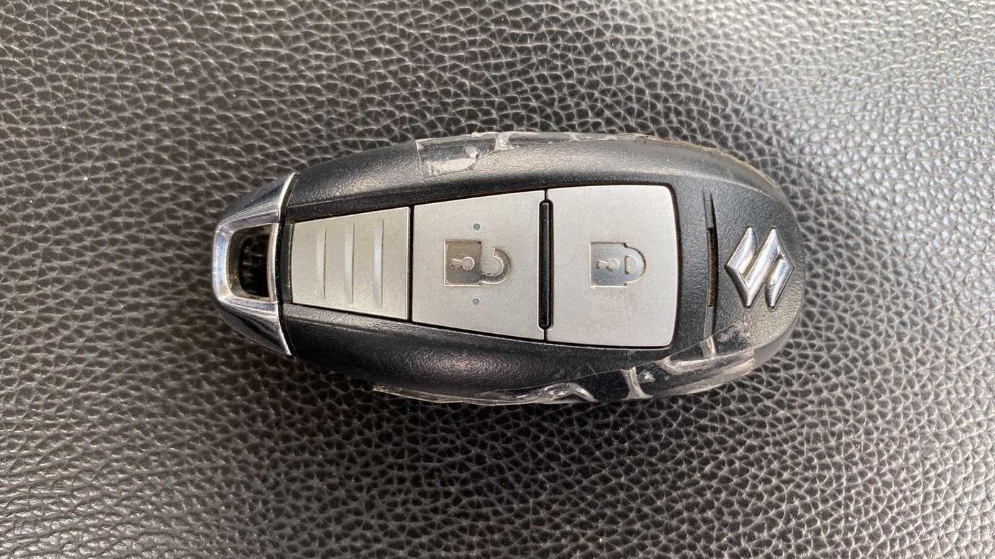 2021 Maruti Vitara Brezza ZXI PLUS AT DUAL TONE SHVS, Petrol, Automatic, 68,282 km, Key Close Up