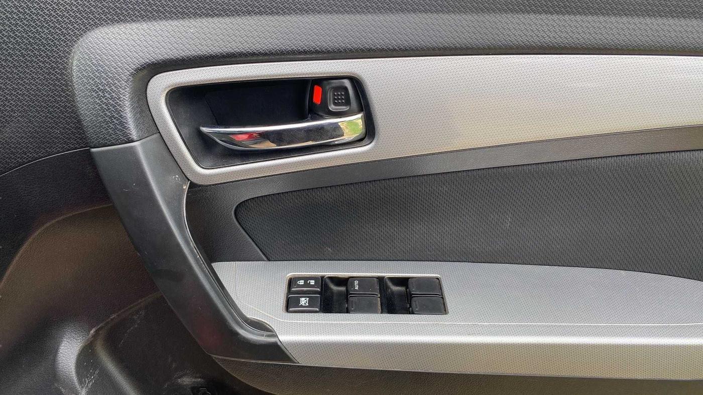 2021 Maruti Vitara Brezza ZXI PLUS AT DUAL TONE SHVS, Petrol, Automatic, 68,282 km, Driver Side Door Panels Control