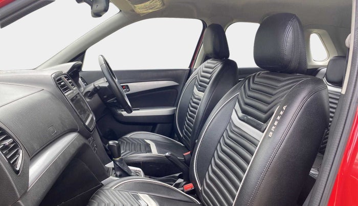 2021 Maruti Vitara Brezza ZXI PLUS AT DUAL TONE SHVS, Petrol, Automatic, 68,282 km, Right Side Front Door Cabin