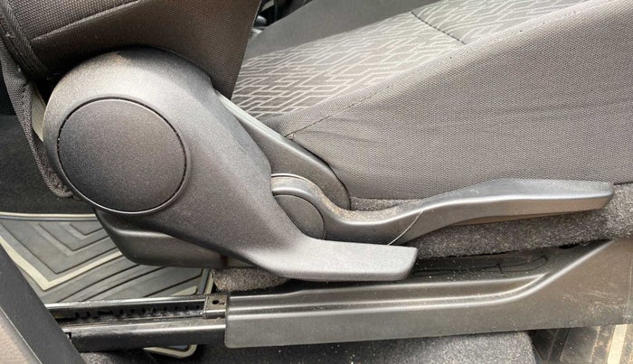 2021 Maruti IGNIS ALPHA 1.2 AMT, Petrol, Automatic, 29,003 km, Driver Side Adjustment Panel