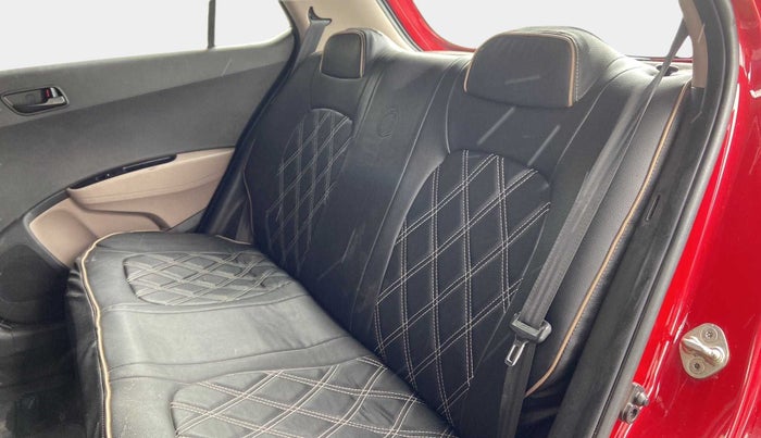 2019 Hyundai Grand i10 MAGNA 1.2 KAPPA VTVT, Petrol, Manual, 30,050 km, Right Side Rear Door Cabin