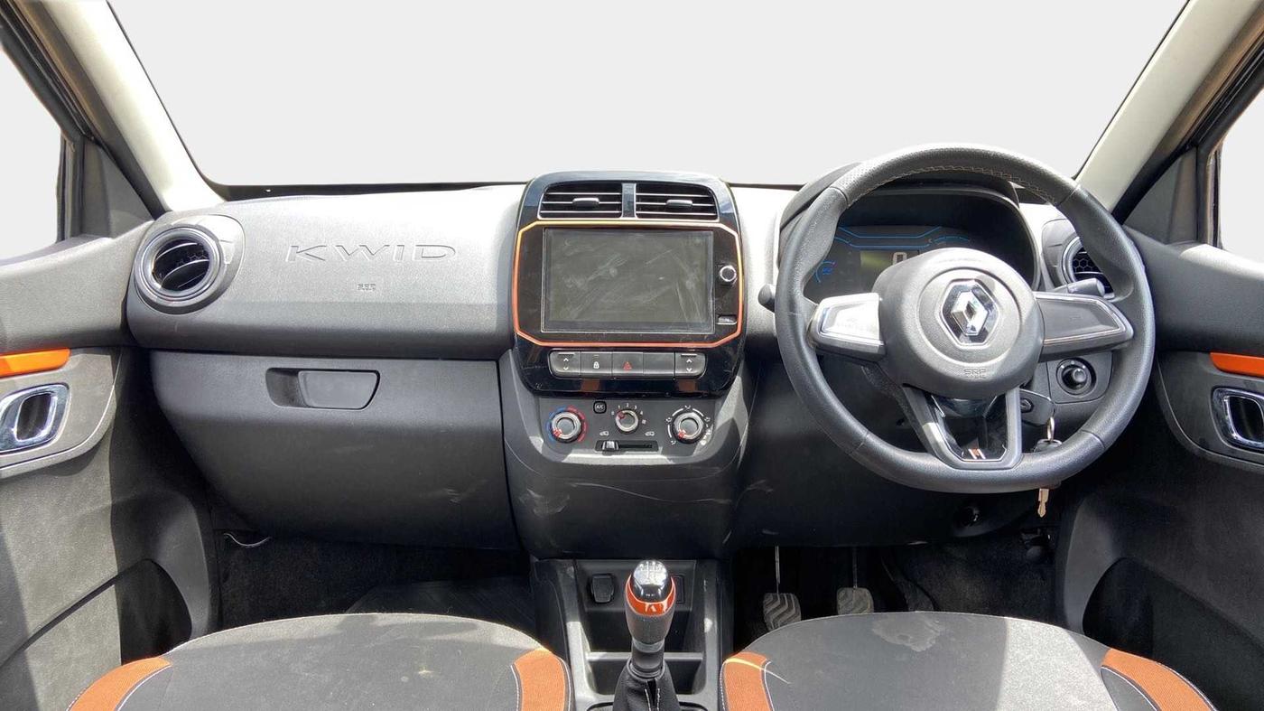 2021 Renault Kwid CLIMBER 1.0 (O), Petrol, Manual, 21,143 km, Dashboard