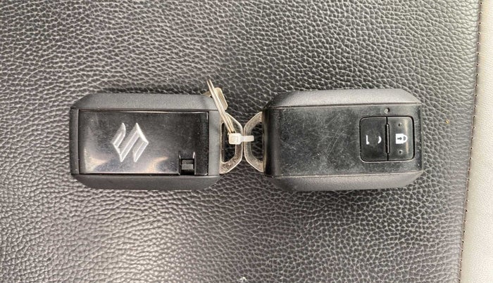 2019 Maruti Baleno ZETA PETROL 1.2, Petrol, Manual, 31,968 km, Key Close Up