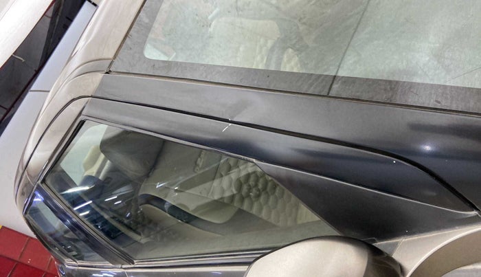 2015 Maruti Swift Dzire VXI, Petrol, Manual, 32,721 km, Right A pillar - Slightly dented