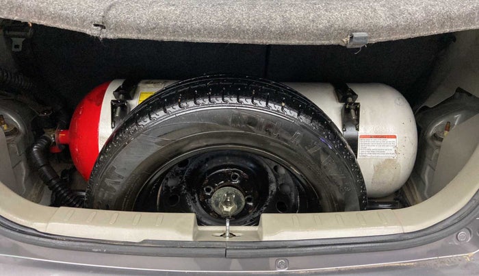 2017 Maruti Celerio VXI CNG, CNG, Manual, 1,16,413 km, Boot Inside