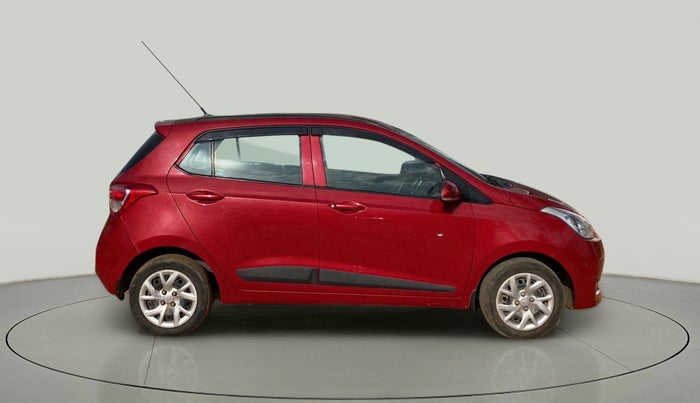 2017 Hyundai Grand i10 SPORTZ (O) 1.2 KAPPA VTVT, Petrol, Manual, 34,512 km, Right Side View