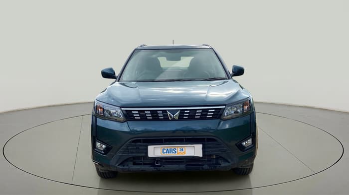 2023 Mahindra XUV300 W6 1.2 PETROL, Petrol, Manual, 3,529 km, Front
