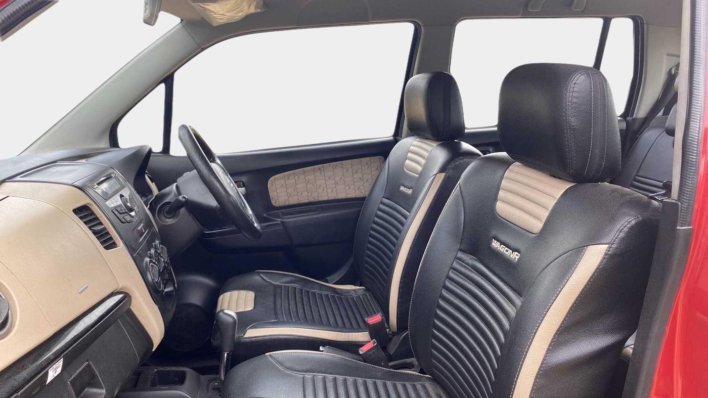 2018 Maruti Wagon R 1.0 VXI AMT, Petrol, Automatic, 99,726 km, Right Side Front Door Cabin
