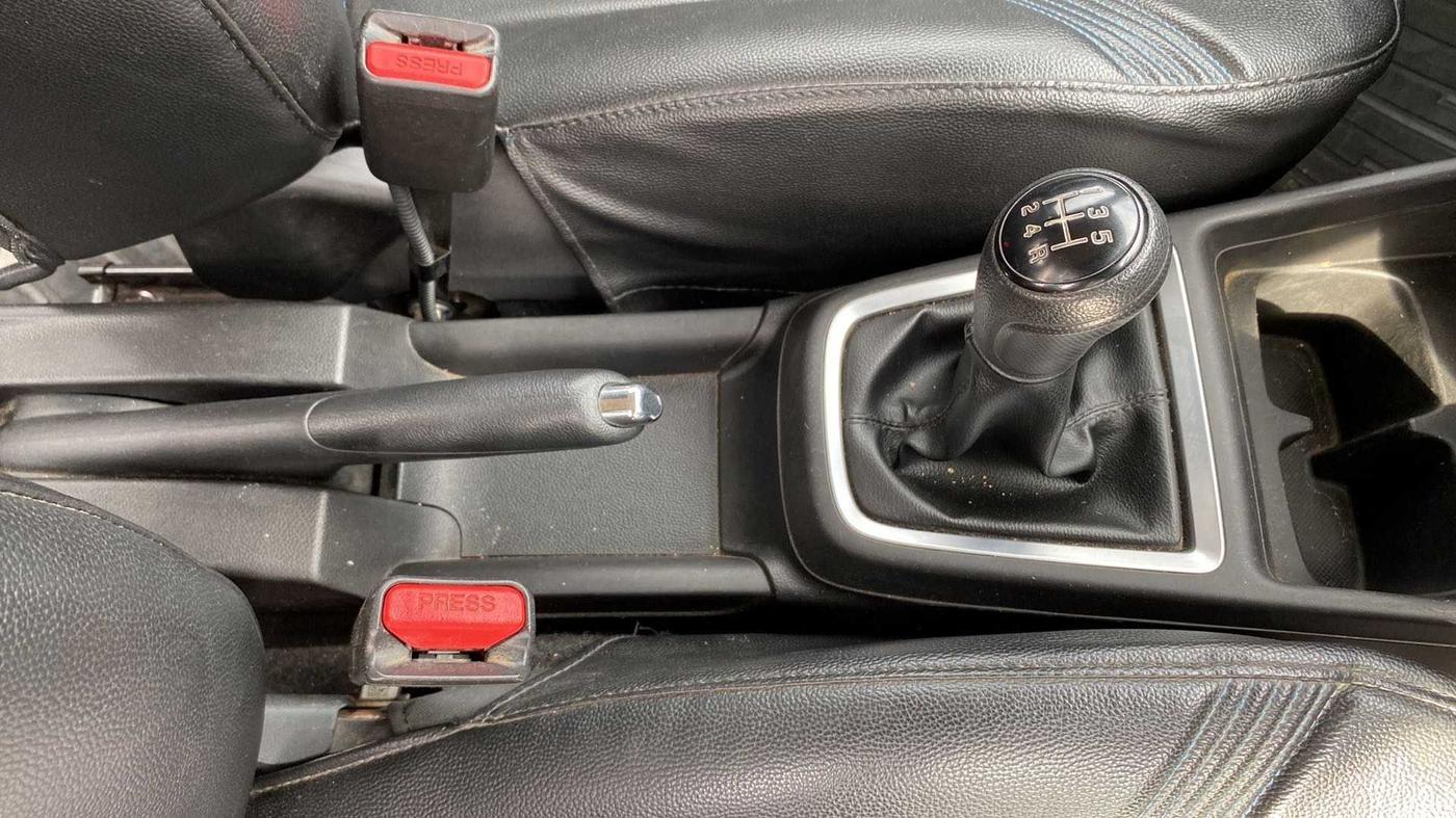 2021 Maruti Swift ZXI, CNG, Manual, 62,189 km, Gear Lever