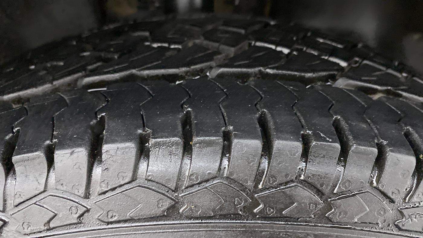 2019 Tata Harrier XM 2.0L Kryotec, Diesel, Manual, 59,951 km, Right Front Tyre Tread