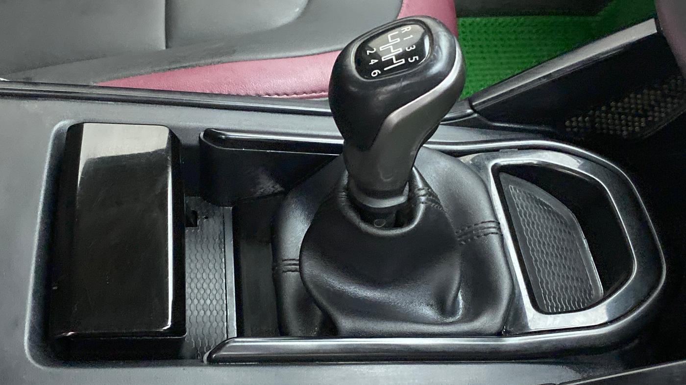 2019 Tata Harrier XM 2.0L Kryotec, Diesel, Manual, 59,951 km, Gear Lever