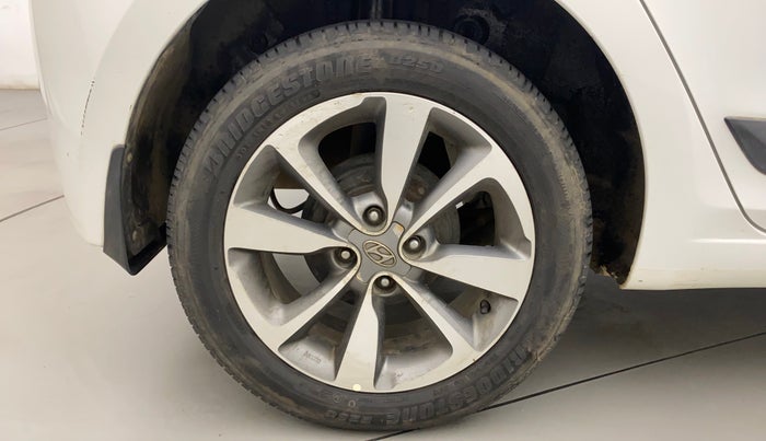 2016 Hyundai Elite i20 ASTA 1.2, Petrol, Manual, 75,036 km, Right Rear Wheel