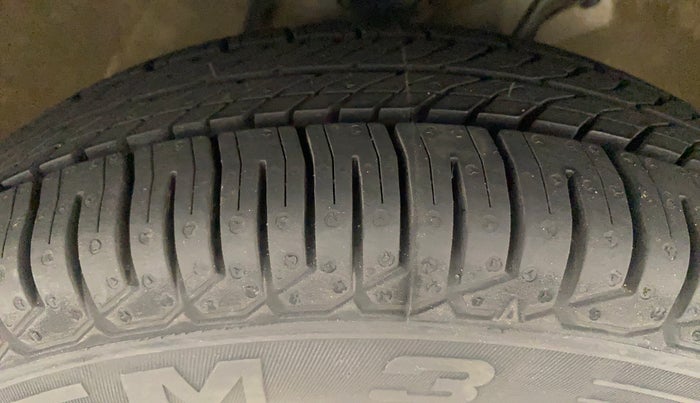 2019 Maruti Alto LXI, Petrol, Manual, 43,637 km, Right Rear Tyre Tread