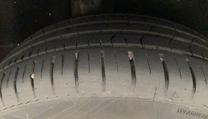 2017 Maruti Baleno ZETA CVT PETROL 1.2, Petrol, Automatic, 44,695 km, Right Rear Tyre Tread