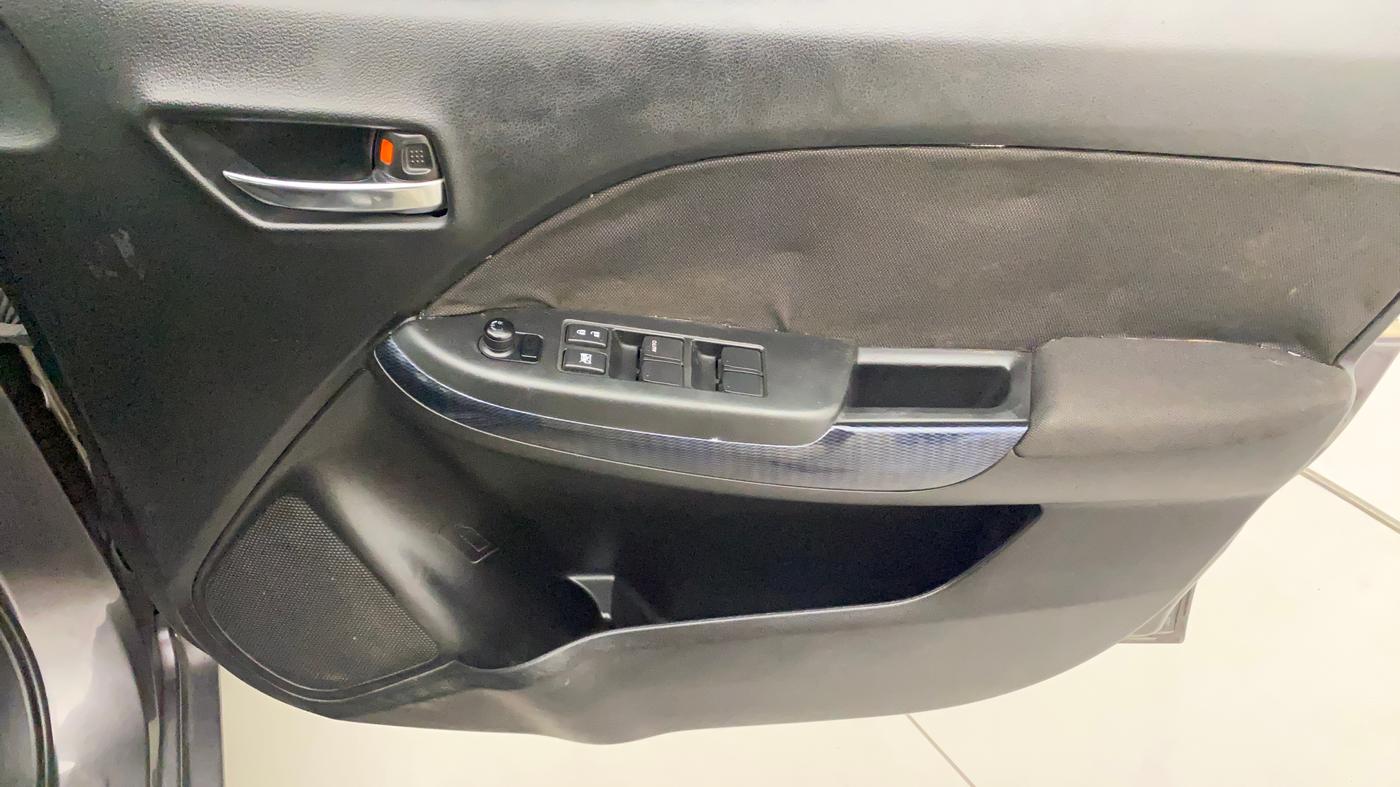 2017 Maruti Baleno ZETA CVT PETROL 1.2, Petrol, Automatic, 44,695 km, Driver Side Door Panels Control