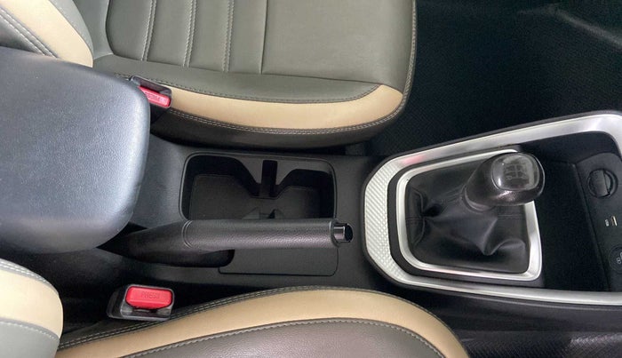 2020 KIA SONET HTK PLUS 1.2, Petrol, Manual, 52,089 km, Gear Lever