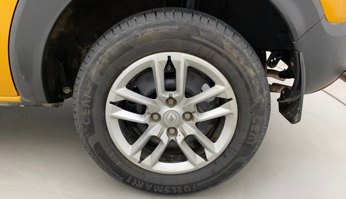 2021 Renault TRIBER RXL AMT, Petrol, Automatic, 12,741 km, Left Rear Wheel