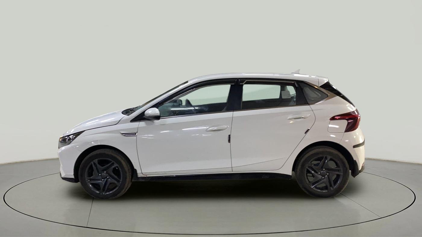 2021 Hyundai NEW I20 SPORTZ 1.2 MT, Petrol, Manual, 33,147 km, Left Side