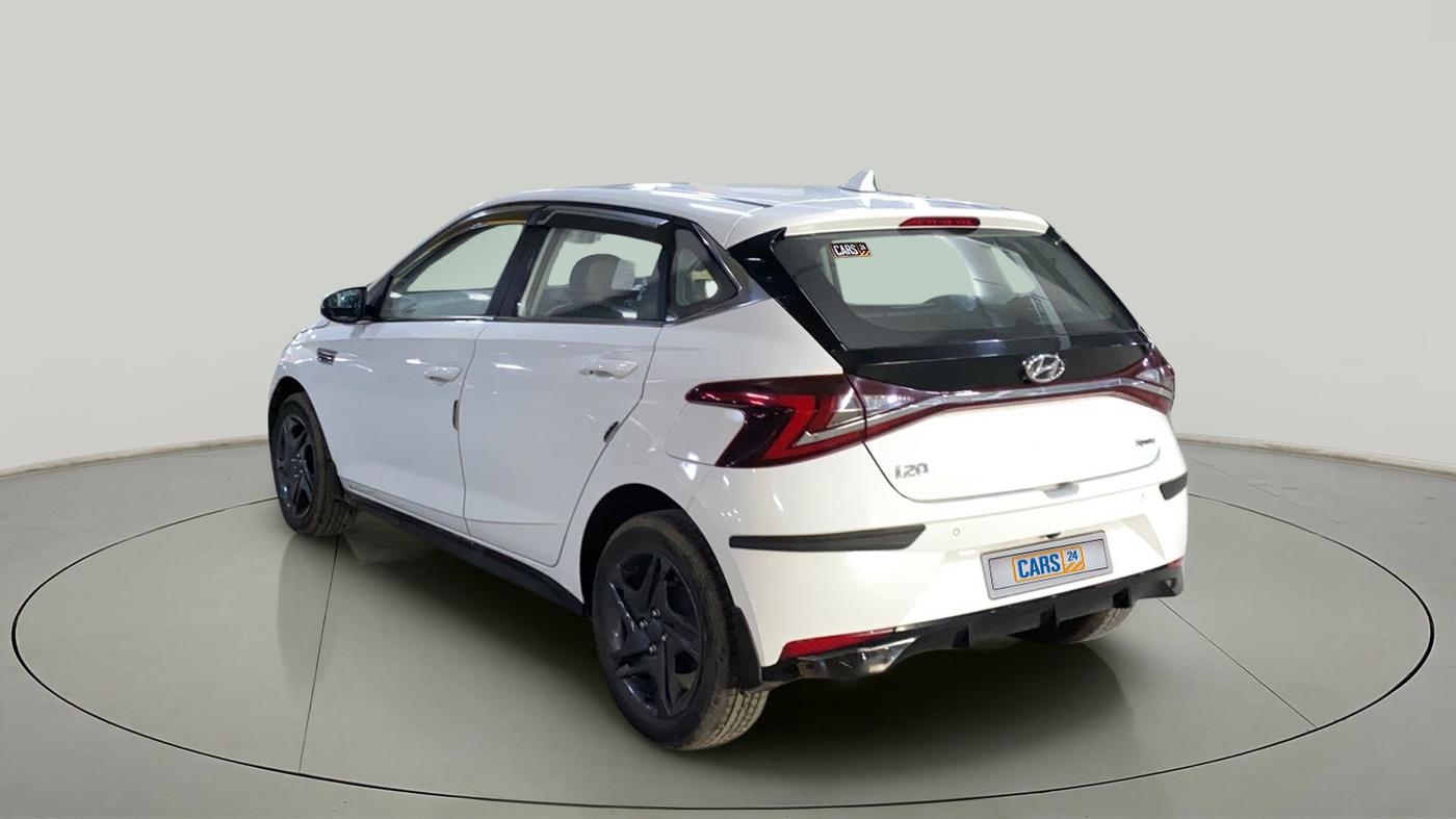 2021 Hyundai NEW I20 SPORTZ 1.2 MT, Petrol, Manual, 33,147 km, Left Back Diagonal
