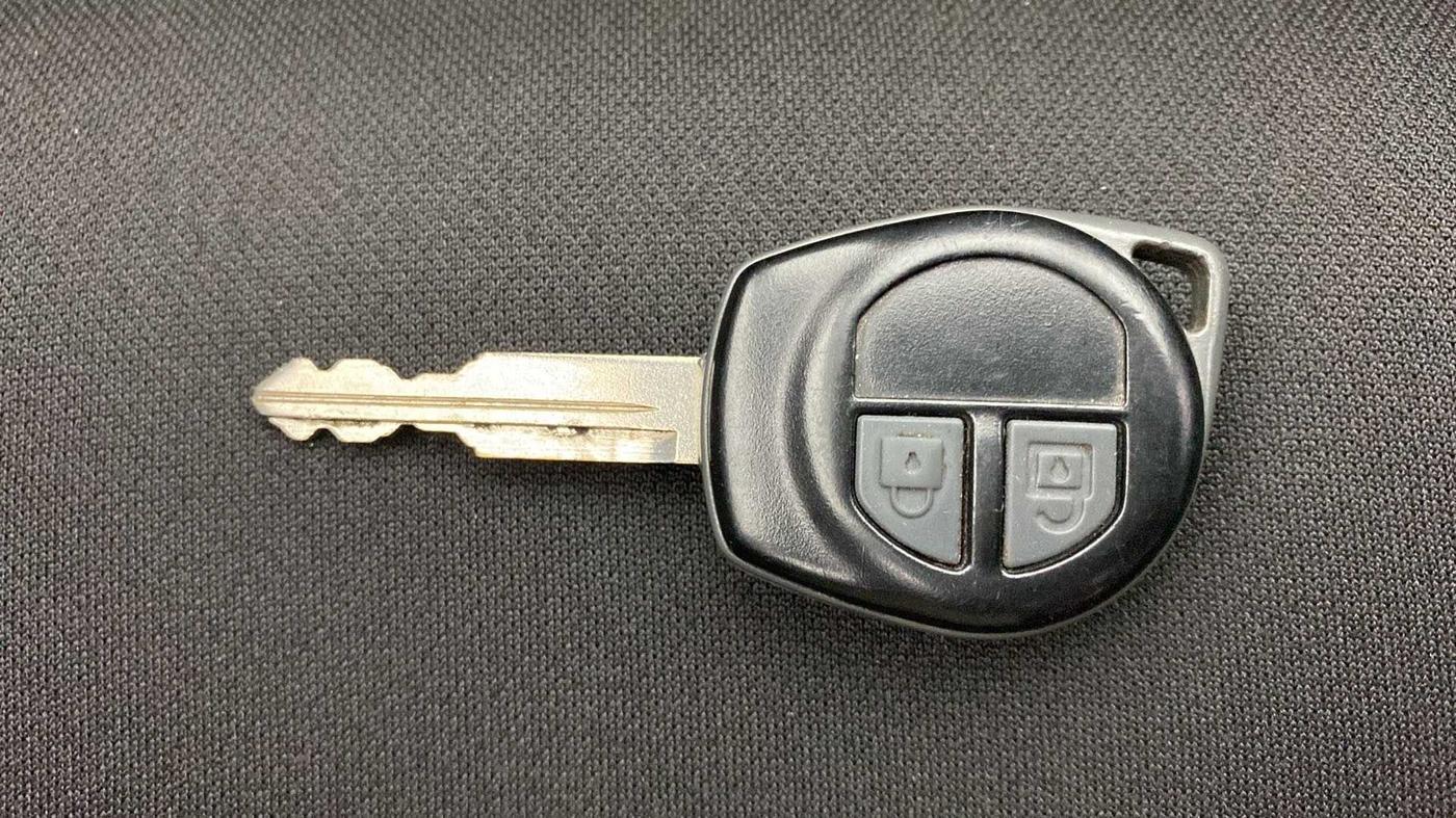 2019 Maruti Alto VXI, Petrol, Manual, 14,028 km, Key Close Up