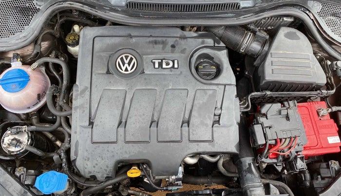 2015 Volkswagen Vento HIGHLINE 1.5 AT, Diesel, Automatic, 80,402 km, Open Bonet