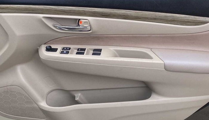 2020 Maruti Ciaz DELTA 1.5 SHVS MT PETROL, Petrol, Manual, 63,935 km, Driver Side Door Panels Control