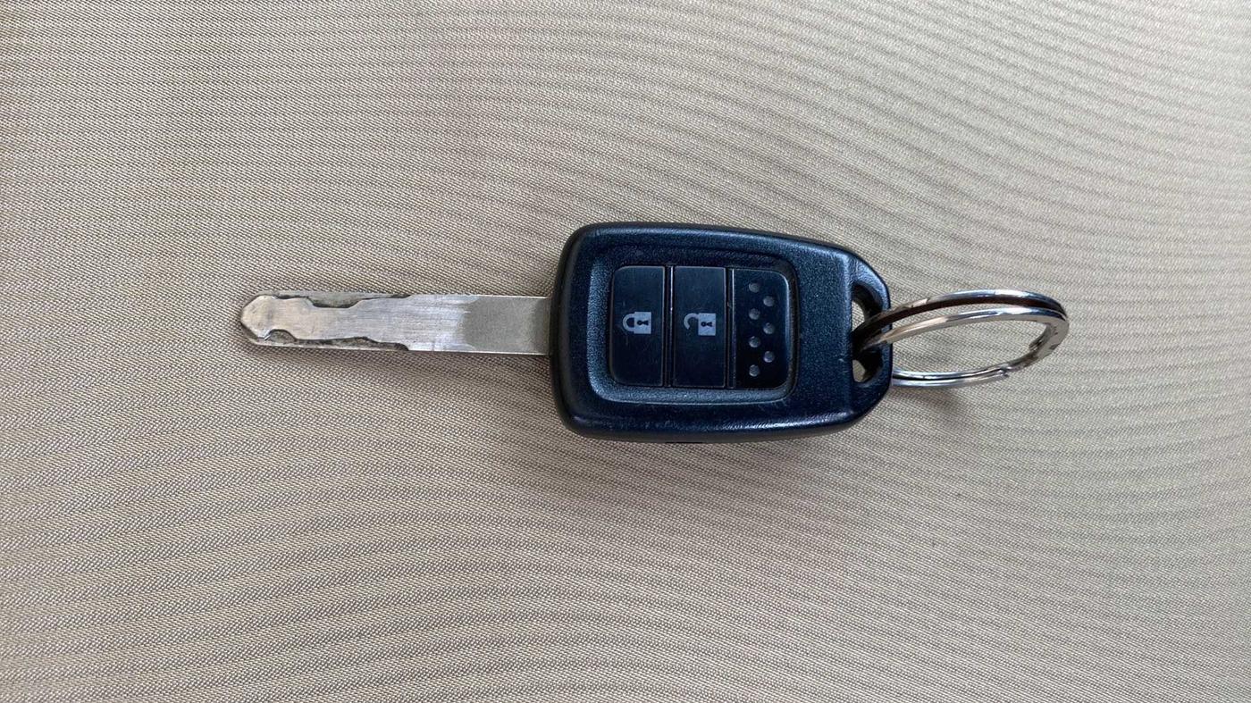 2015 Honda City 1.5L I-VTEC V MT, Petrol, Manual, 79,231 km, Key Close Up