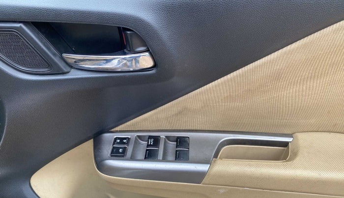 2015 Honda City 1.5L I-VTEC V MT, Petrol, Manual, 79,231 km, Driver Side Door Panels Control