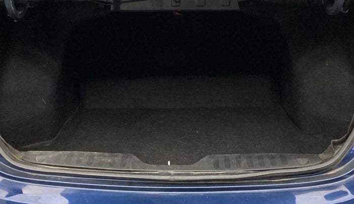 2019 Maruti Ciaz DELTA DIESEL 1.5, Diesel, Manual, 61,329 km, Boot Inside