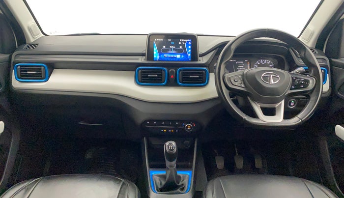 2023 Tata PUNCH CREATIVE  MT, Petrol, Manual, 15,035 km, Dashboard