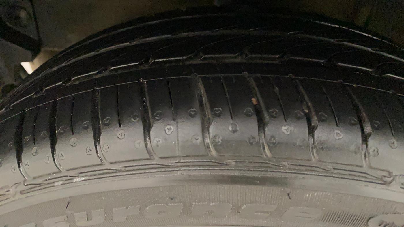 2021 Hyundai GRAND I10 NIOS ASTA AMT 1.2 KAPPA VTVT, Petrol, Automatic, 12,677 km, Right Rear Tyre Tread