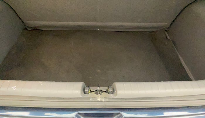 2021 Hyundai GRAND I10 NIOS ASTA AMT 1.2 KAPPA VTVT, Petrol, Automatic, 12,677 km, Boot Inside