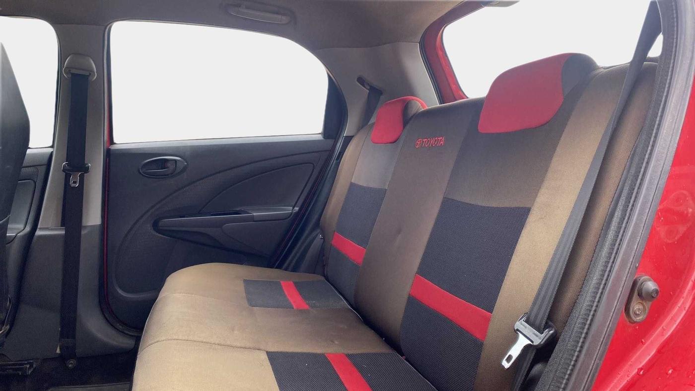 2012 Toyota Etios Liva GD, Diesel, Manual, 1,15,572 km, Right Side Rear Door Cabin