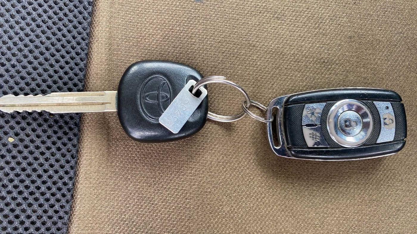 2012 Toyota Etios Liva GD, Diesel, Manual, 1,15,572 km, Key Close Up