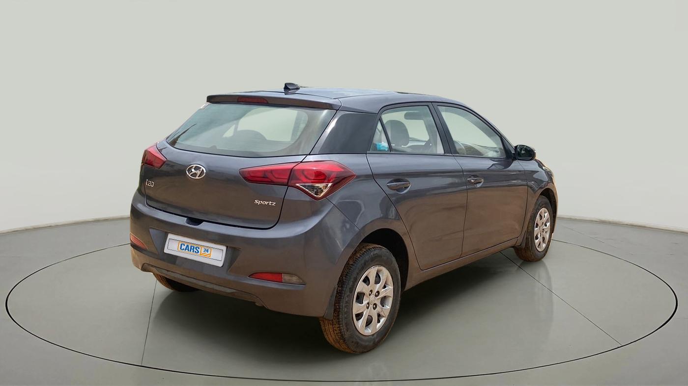 2017 Hyundai Elite i20 SPORTZ 1.2, CNG, Manual, 73,900 km, Right Back Diagonal