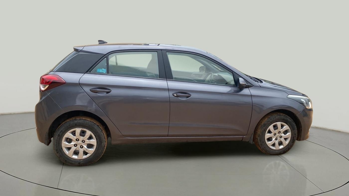 2017 Hyundai Elite i20 SPORTZ 1.2, CNG, Manual, 73,900 km, Right Side View