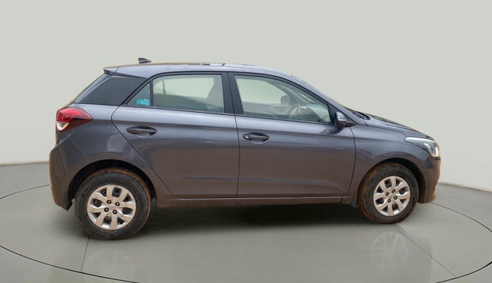 2017 Hyundai Elite i20 SPORTZ 1.2, Petrol, Manual, 73,900 km, Right Side View