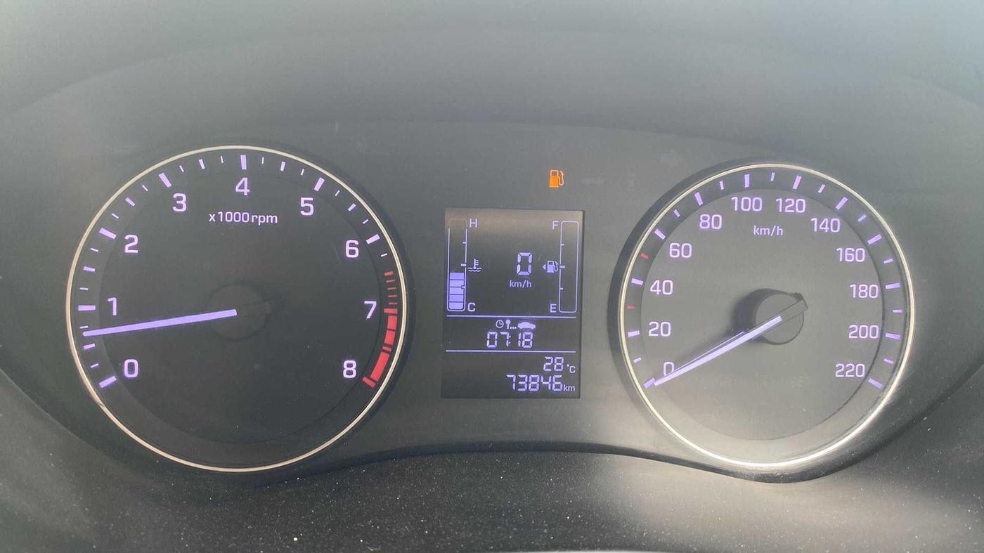 2017 Hyundai Elite i20 SPORTZ 1.2, CNG, Manual, 73,900 km, Odometer Image