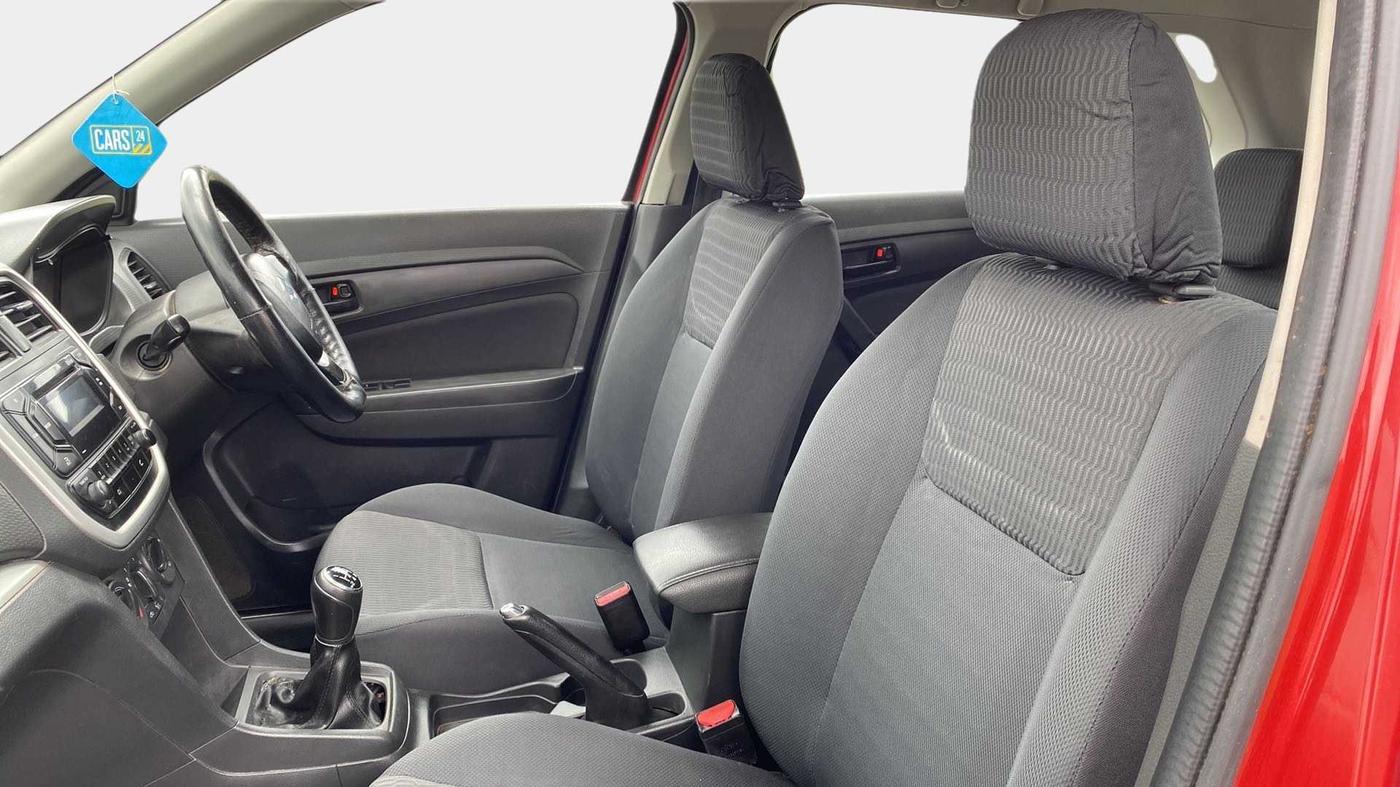 2017 Maruti Vitara Brezza VDI, Diesel, Manual, 1,17,342 km, Right Side Front Door Cabin