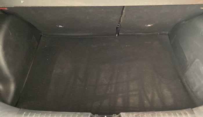 2023 Hyundai VENUE SX 1.2 PETROL DUAL TONE, Petrol, Manual, 2,281 km, Boot Inside