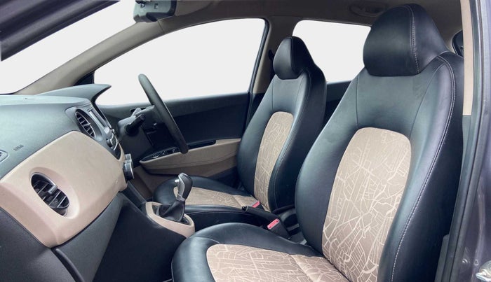 2019 Hyundai Grand i10 MAGNA AT 1.2 KAPPA VTVT, Petrol, Automatic, 40,372 km, Right Side Front Door Cabin