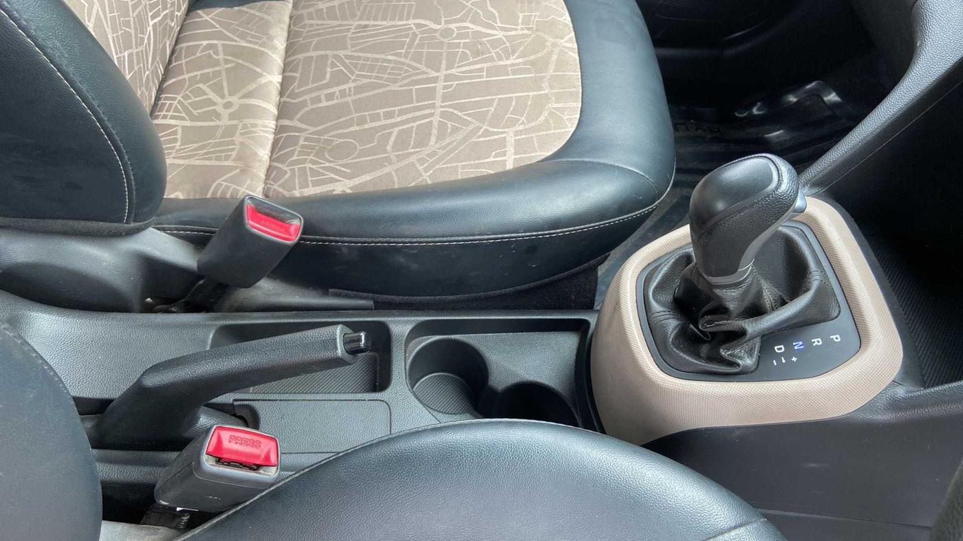 2019 Hyundai Grand i10 MAGNA AT 1.2 KAPPA VTVT, Petrol, Automatic, 40,372 km, Gear Lever