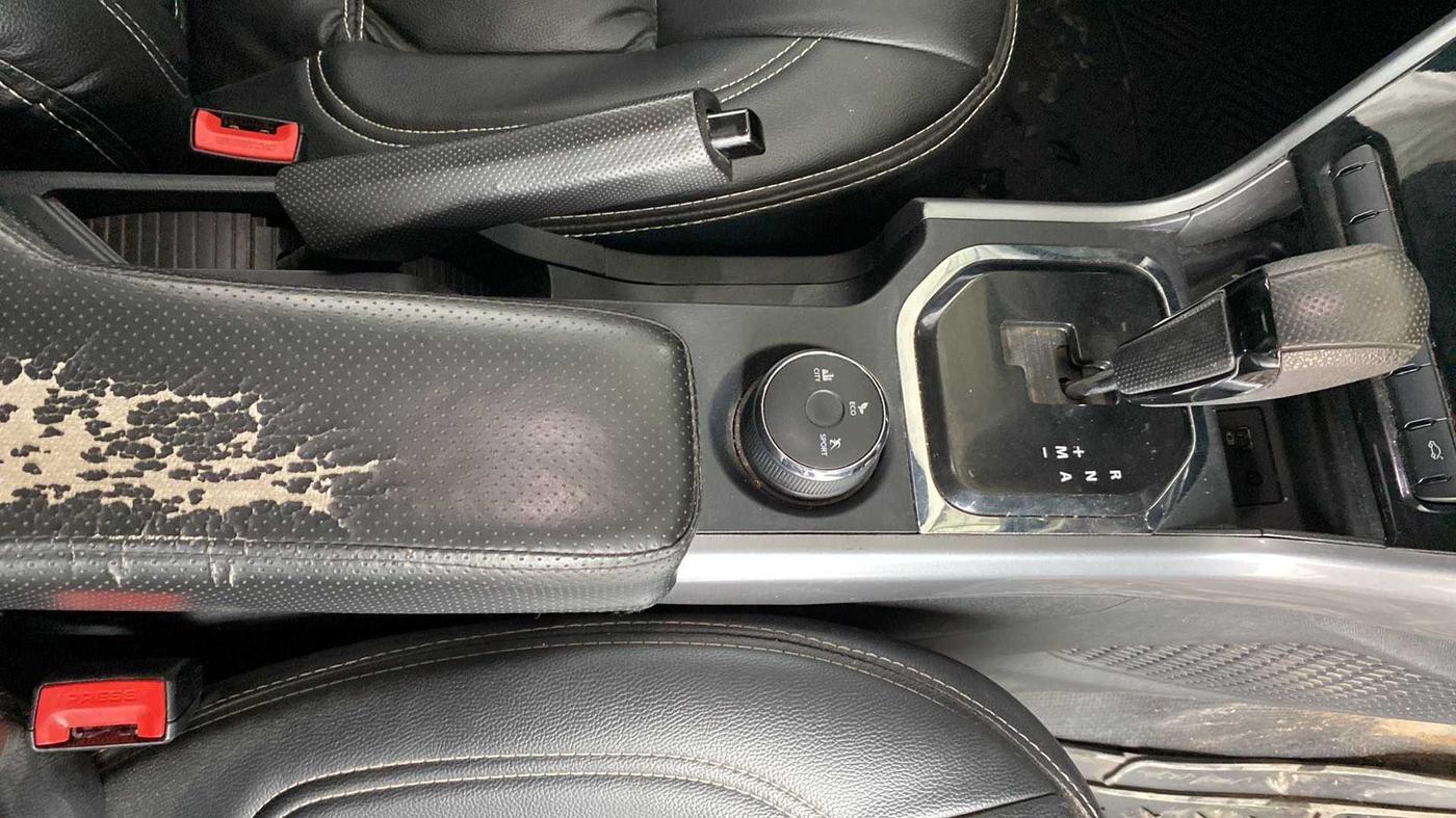 2021 Tata NEXON XMA SUNROOF PETROL, CNG, Automatic, 35,086 km, Gear Lever