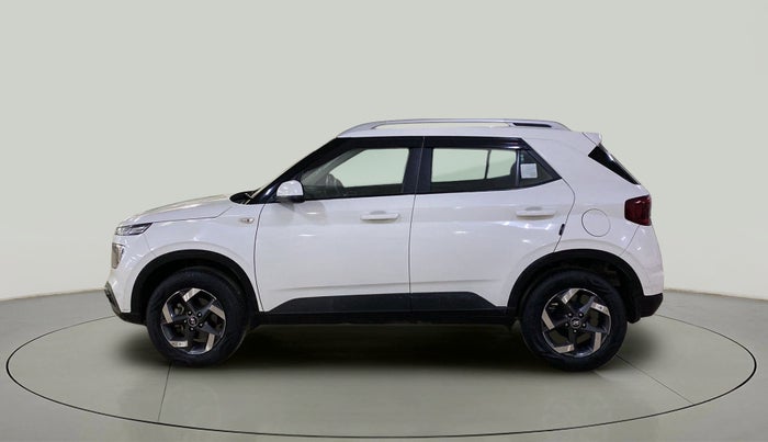 2020 Hyundai VENUE S 1.2, Petrol, Manual, 23,592 km, Left Side