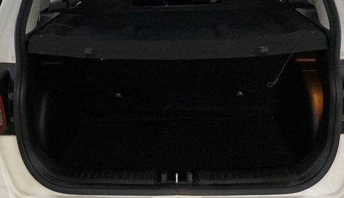 2020 Hyundai VENUE S 1.2, Petrol, Manual, 23,592 km, Boot Inside
