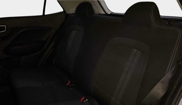 2020 Hyundai VENUE S 1.2, Petrol, Manual, 23,592 km, Right Side Rear Door Cabin